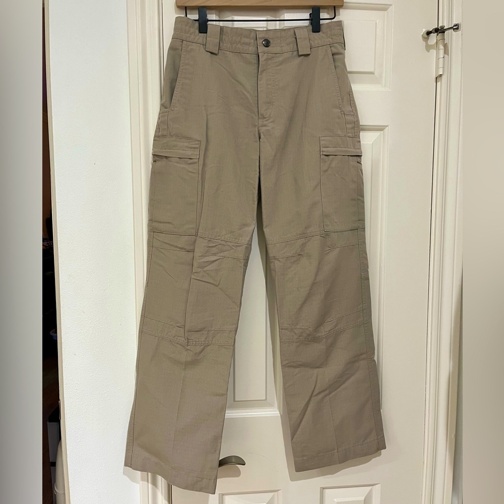 Blauer Tan Tactical Cargo Pants size 4